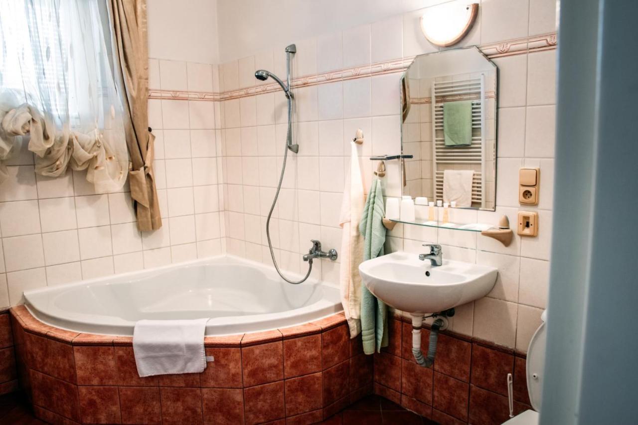 Stramberk Spa Luaran gambar
